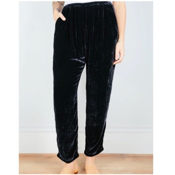 CP Shades Black Velvet Amal Straight Leg Pants medium - Picture 1 of 4